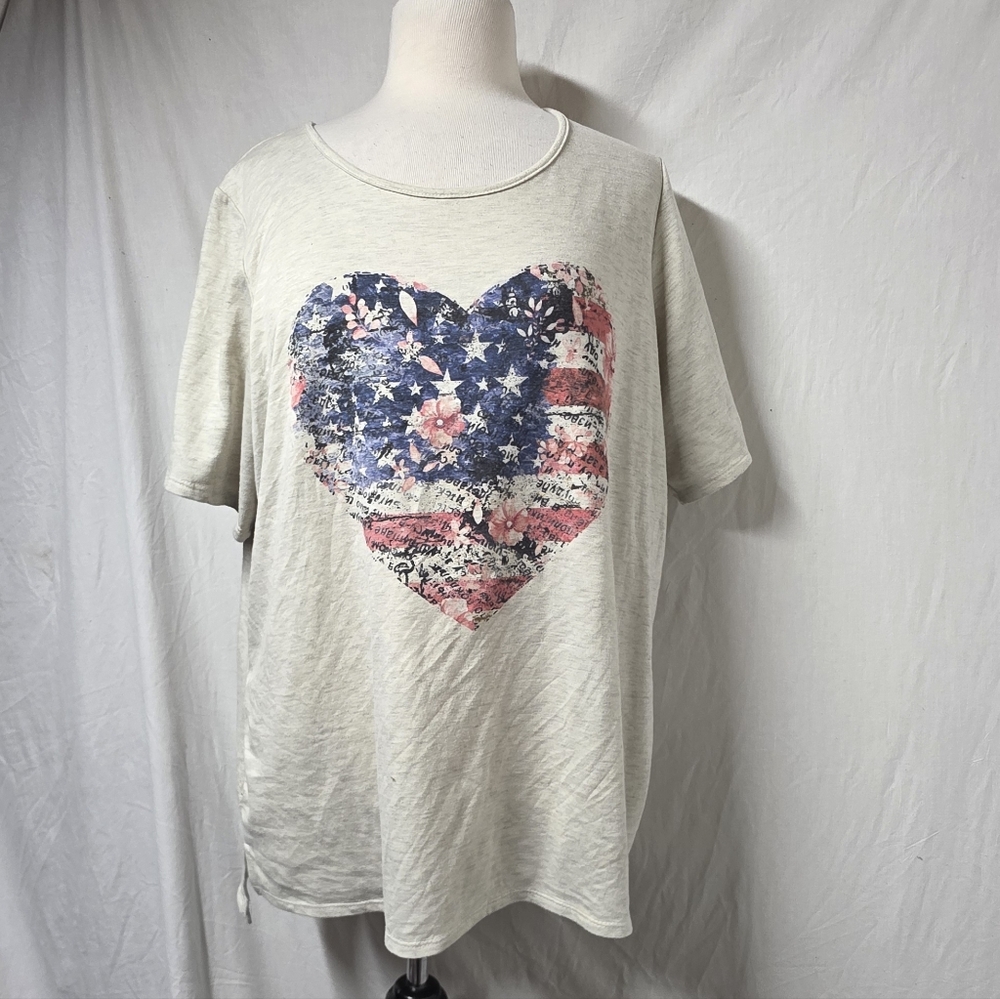 LORALETTE Women’s Heart Print Short Sleeve Top Size 1X